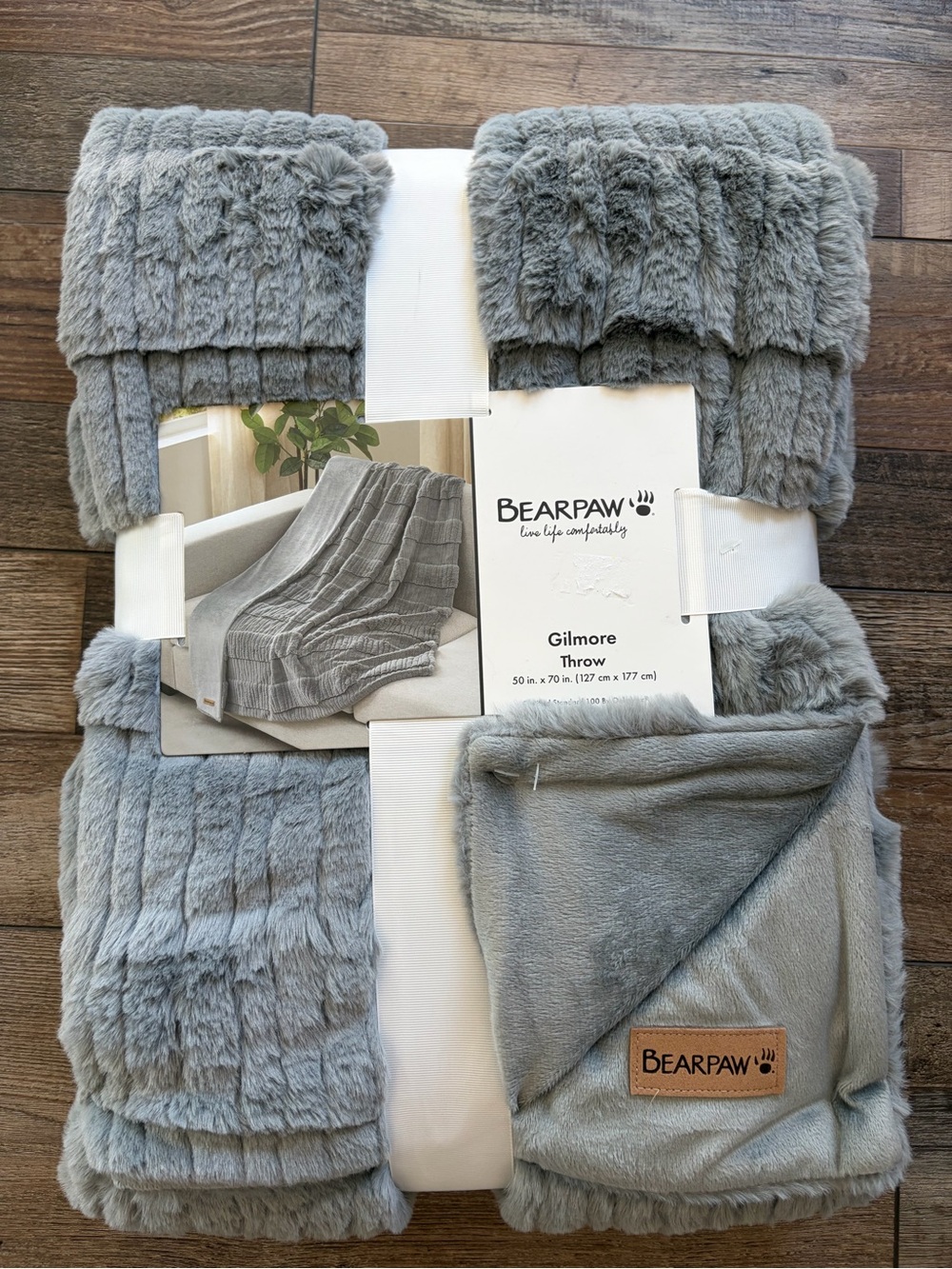 BearPaw Gilmore Plush Throw Blanket - Light Gray NWT